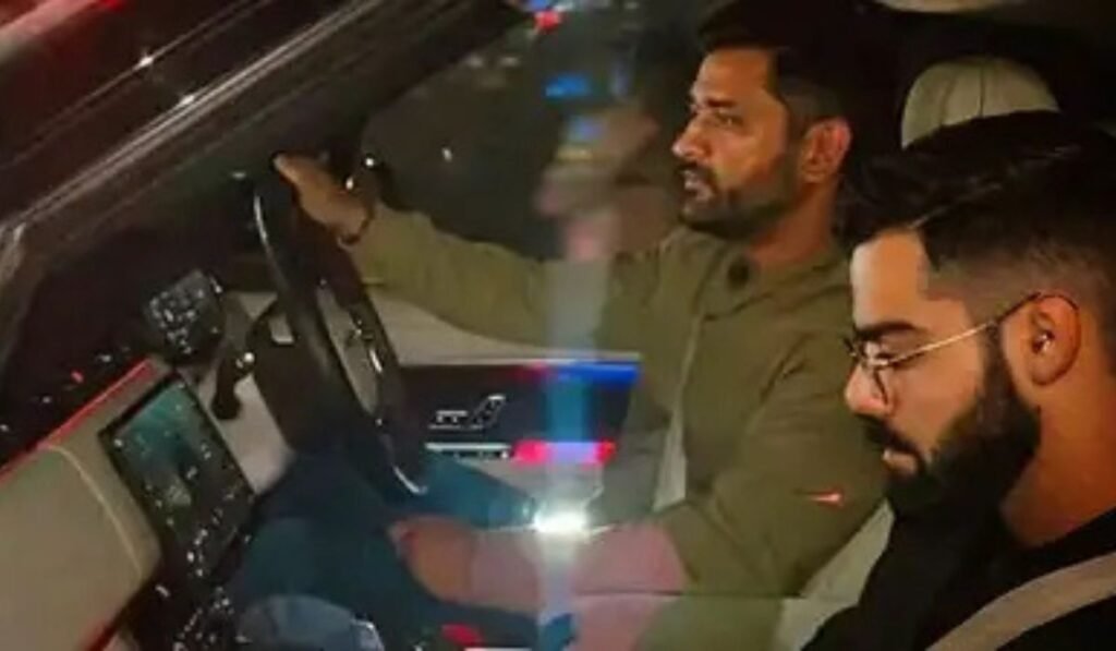 MS Dhoni with Virat Kohli